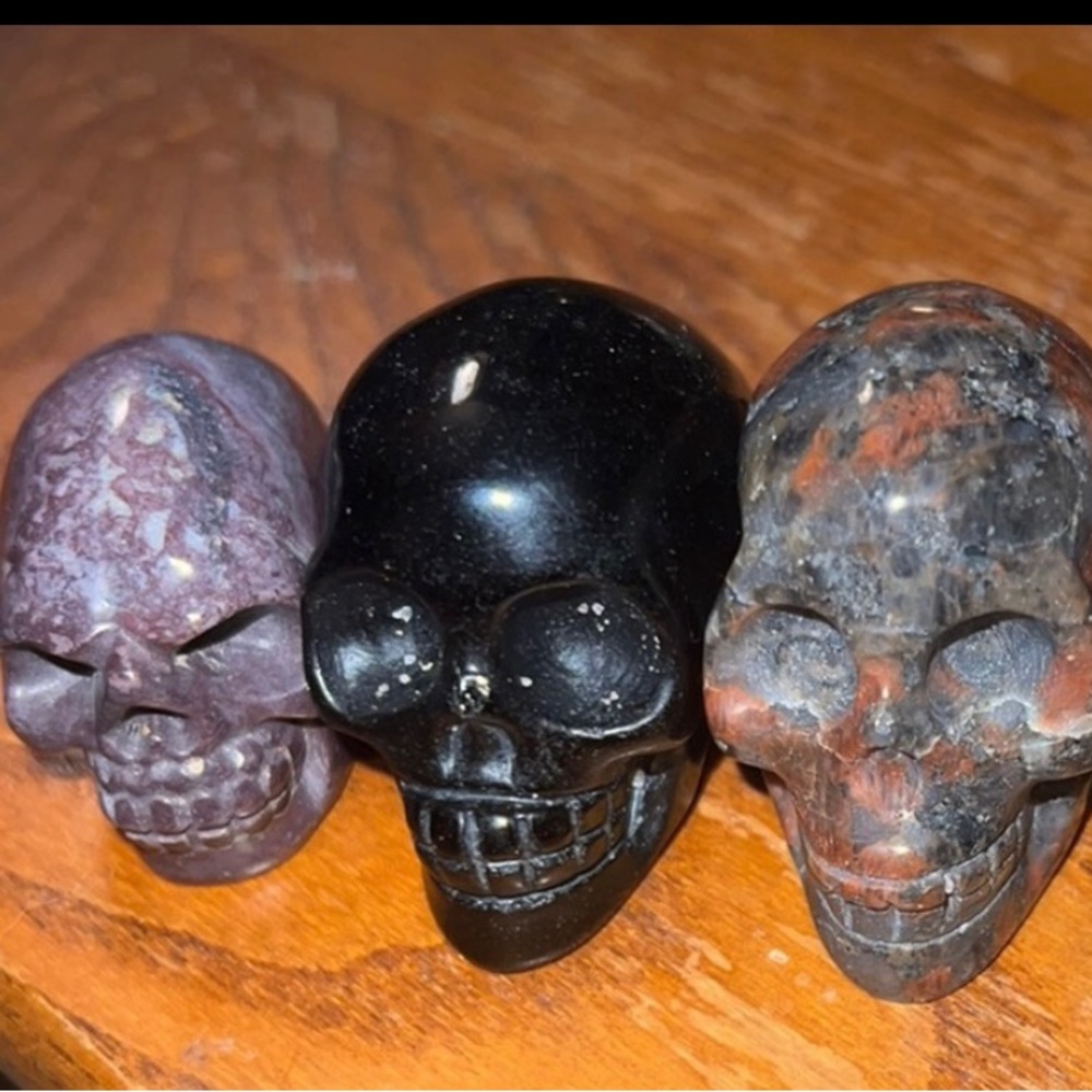 Crystal skulls